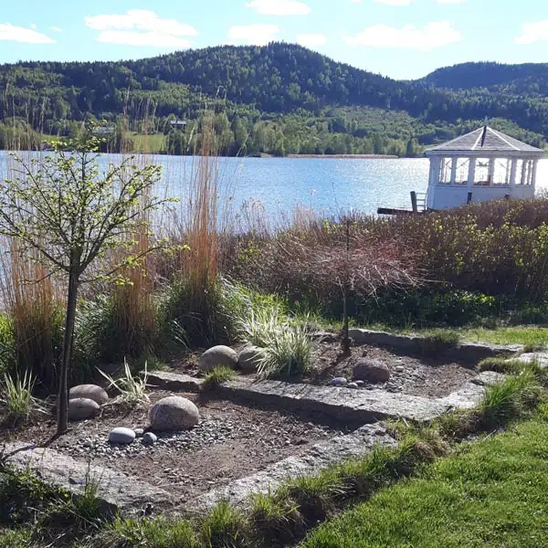 Styling med blomsterarrangemang inför husvisning